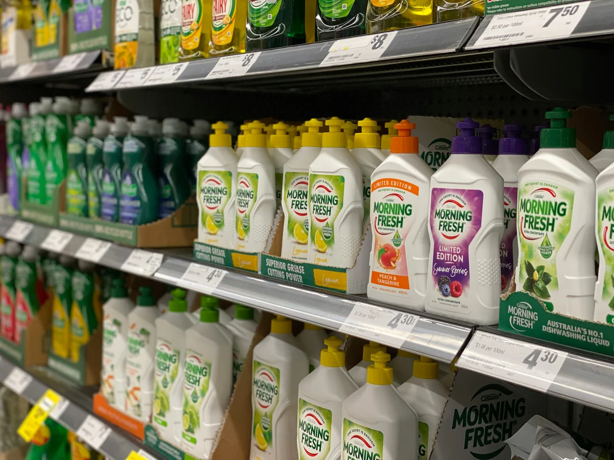 Retail shelves Supermarket  - best alternative products to mainstream household giants