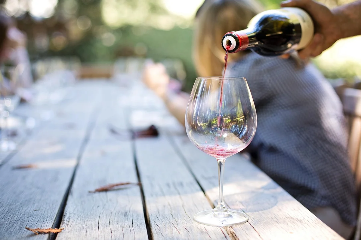 wine, windows wallpaper, glass, wallpaper 4k, full hd wallpaper, drink, mac wallpaper, laptop wallpaper, tasting, cool backgrounds, hand, free background, desktop backgrounds, hd wallpaper, pouring, dinner, wine tour, free wallpaper, wallpaper hd, 4k wallpaper, wine tasting, beautiful wallpaper, wineglass, 4k wallpaper 1920x1080, party, celebration, wallpaper - most reliable dailyuse gadgets for outdoor and patio living