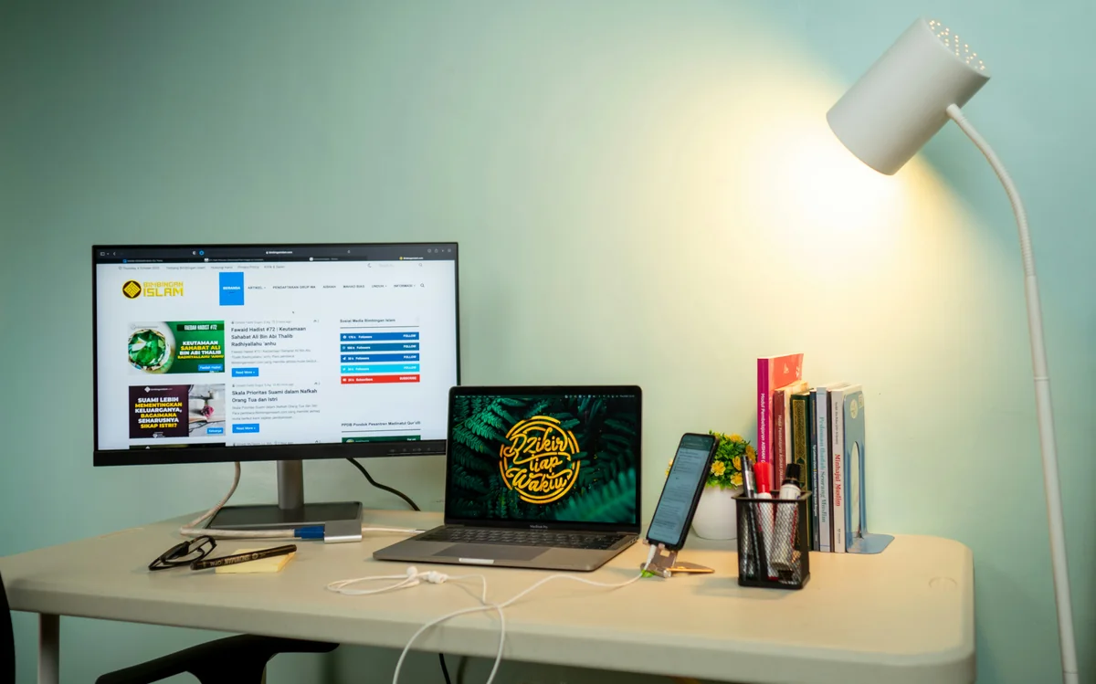 working desk at home - home office workspace - Professionalgrade home office equipment reviews for remote workers