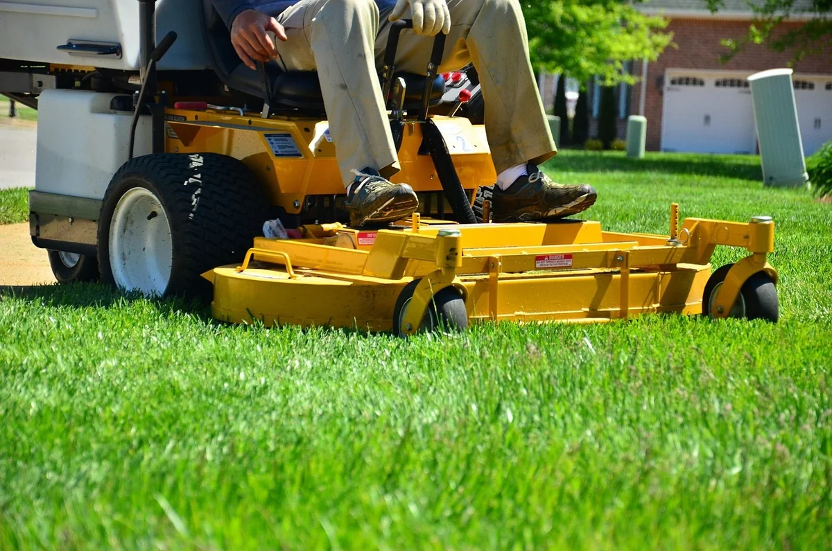 lawn care, lawn maintenance, lawn services, grass cutting, lawn mowing, green care, green service, lawn care, lawn care, lawn care, lawn care, lawn care, lawn mowing - secret home maintenance tools every homeowner should own